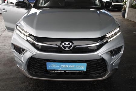 2023-Toyota-Urban-Cruiser-15-XR-Auto_7
