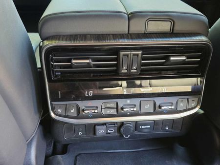 2025-Toyota-Land-Cruiser-300-V6-33D-ZX_11