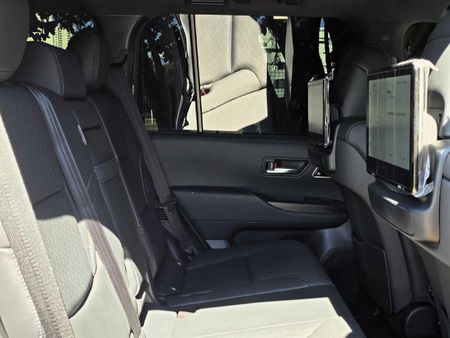 2025-Toyota-Land-Cruiser-300-V6-33D-ZX_13
