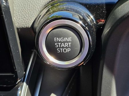 2025-Toyota-Land-Cruiser-300-V6-33D-ZX_18