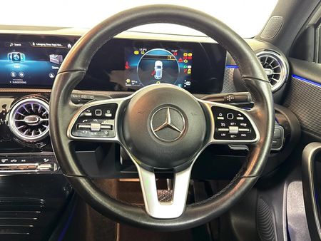 2021-Mercedes-Benz-A-Class-A-200-Auto_11