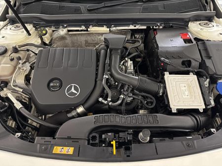 2021-Mercedes-Benz-A-Class-A-200-Auto_12
