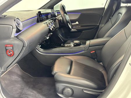 2021-Mercedes-Benz-A-Class-A-200-Auto_8
