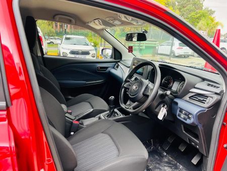 2026-Toyota-Starlet-15-XS_5