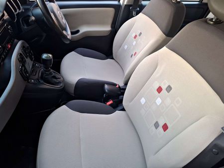 2014-Fiat-Panda-12-Lounge_4