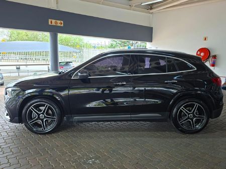 2024-Mercedes-Benz-GLA-200d-Progressive_4