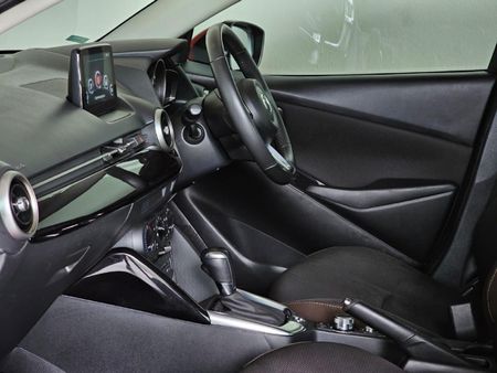 2021-Mazda-2-15-Dynamic-Auto-5-dr_9