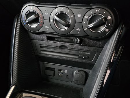 2021-Mazda-2-15-Dynamic-Auto-5-dr_21