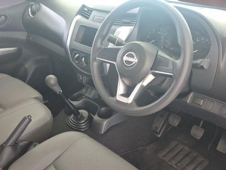 2026-Nissan-Navara-25-DDTi-XE-Single-Cab_12