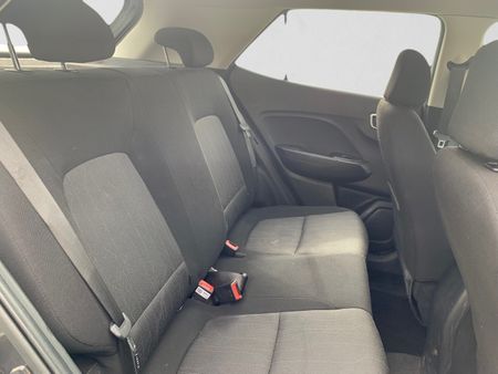 2022-Hyundai-Venue-10-TGDI-Motion_10