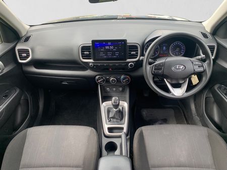 2022-Hyundai-Venue-10-TGDI-Motion_11