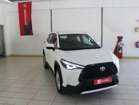 2025-Toyota-Corolla-Cross-18-XS_4