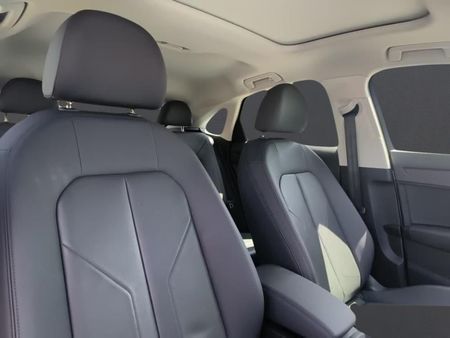 2024-Audi-Q3-Sportback-35-TFSI_9