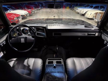 1986-Chevrolet-K5-Blazer_24