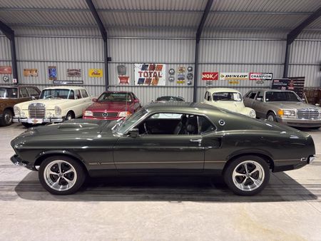 1969-Ford-Mustang-Fastback_13