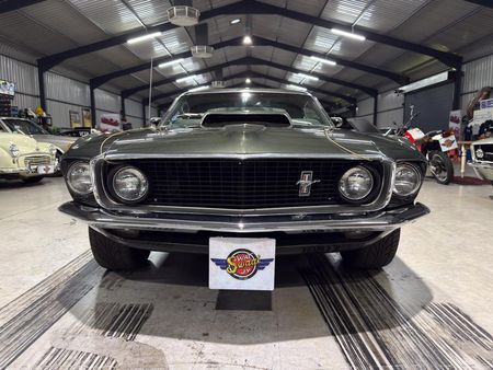 1969-Ford-Mustang-Fastback_1