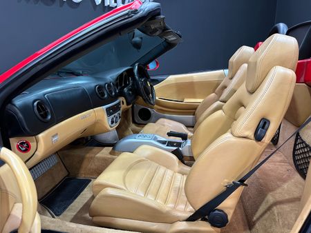2003-Ferrari-360-Spider_10