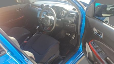 2025-Suzuki-Swift-14T-Sport-Auto_14
