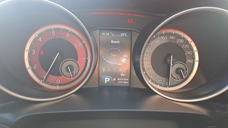 2025-Suzuki-Swift-14T-Sport-Auto_15