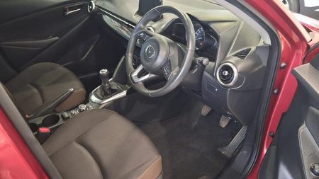 2020-Mazda-2-15-Dynamic-5-dr_7