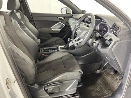 2020-Audi-Q3-14-TFSI-S-Line-35-TFSI_9