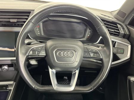 2020-Audi-Q3-14-TFSI-S-Line-35-TFSI_11