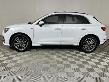 2020-Audi-Q3-14-TFSI-S-Line-35-TFSI_18