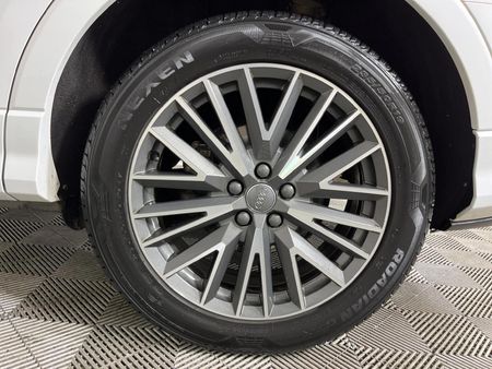 2020-Audi-Q3-14-TFSI-S-Line-35-TFSI_6