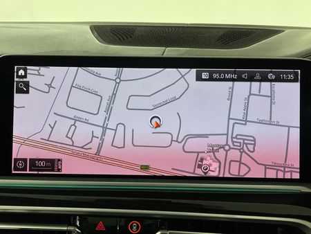 2020-BMW-X7-xDrive30d-M-Sport_12