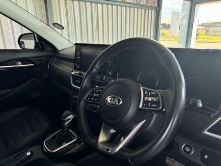 2020-Kia-Seltos-14T-GT-Line-Auto_11
