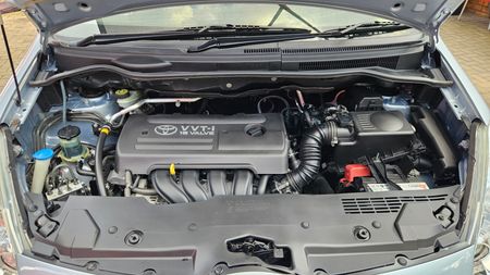 2008-Toyota-Verso-160-SX_16