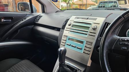 2008-Toyota-Verso-160-SX_22