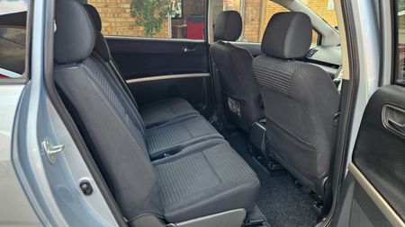 2008-Toyota-Verso-160-SX_32