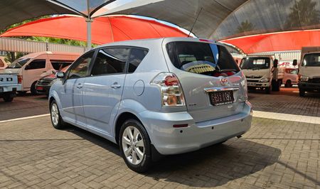 2008-Toyota-Verso-160-SX_5