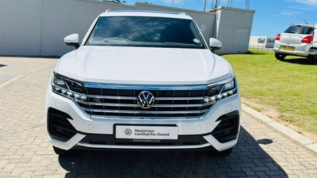 2023-Volkswagen-Touareg-30-TDI-V6-Executive_6