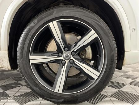 2019-Volvo-XC90-T6-R-Design-AWD_5