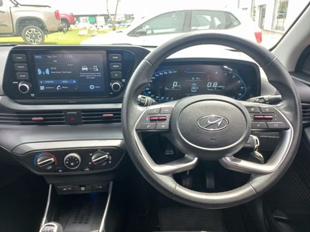 2022-Hyundai-i20-12-Fluid_6