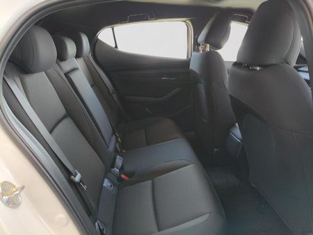 2026-Mazda-3-15-Dynamic-5-dr_16