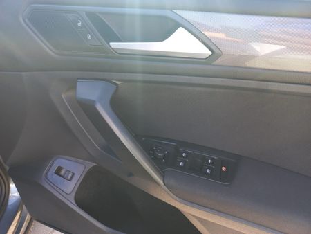 2022-Volkswagen-Tiguan-Allspace-14-TSI-Life-DSG-Auto_9