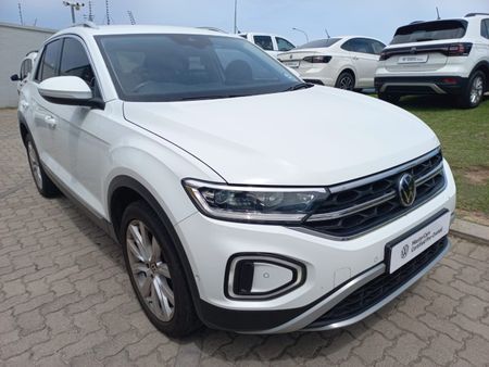 2023-Volkswagen-T-Roc-14-TSI-Design-Auto_0