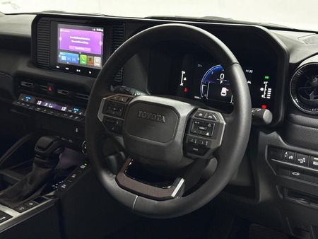 2025-Toyota-Land-Cruiser-Prado-TX-28GD-Auto_16