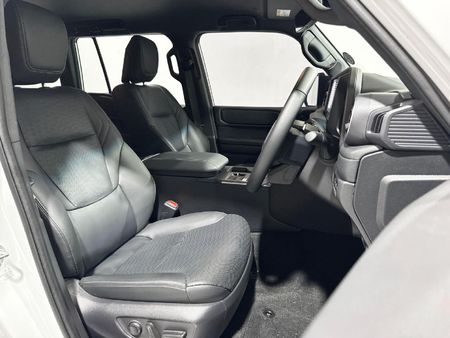 2025-Toyota-Land-Cruiser-Prado-TX-28GD-Auto_18