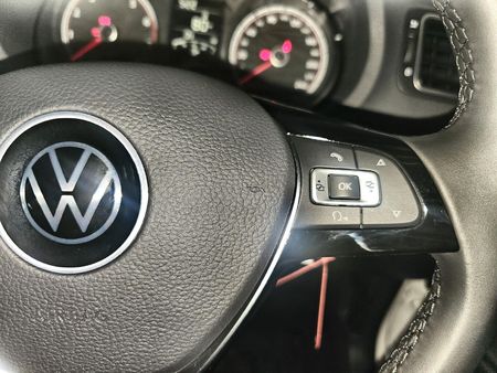 2026-Volkswagen-Polo-Vivo-16-Style_16