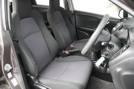 2015-Honda-Brio-12-Comfort-5-dr_14