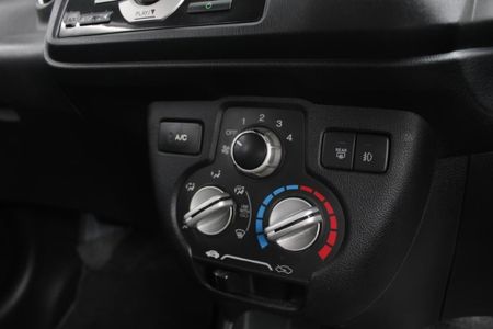 2015-Honda-Brio-12-Comfort-5-dr_17