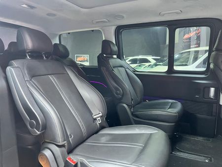 2025-Hyundai-Staria-22d-Luxury-Auto_9