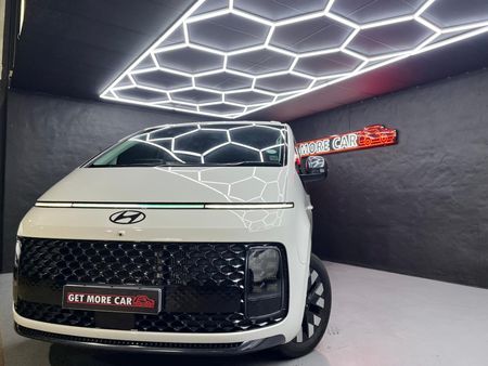 2025-Hyundai-Staria-22d-Luxury-Auto_1