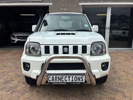 2015-Suzuki-Jimny-13_1