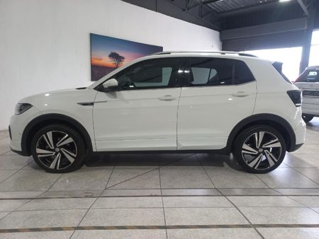 2023-Volkswagen-T-Cross-15-TSI-R-Line-Auto_15