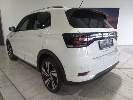 2023-Volkswagen-T-Cross-15-TSI-R-Line-Auto_16